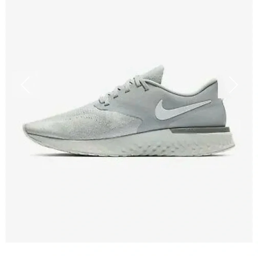 Nike Odyssey React Flyknit 2 Men’s Running Sneaker Gray Size 9.5 EUC